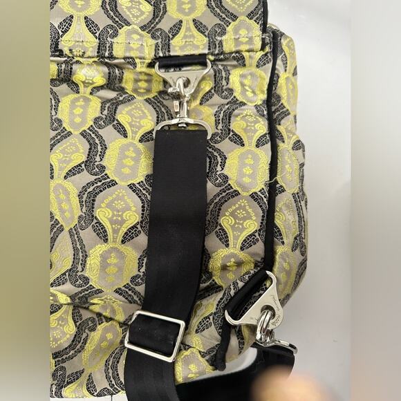 Petunia pickle bottom diaper bag. - Picture 4 of 7